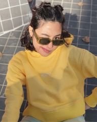 KIIRO CROP HOODIE / SARI