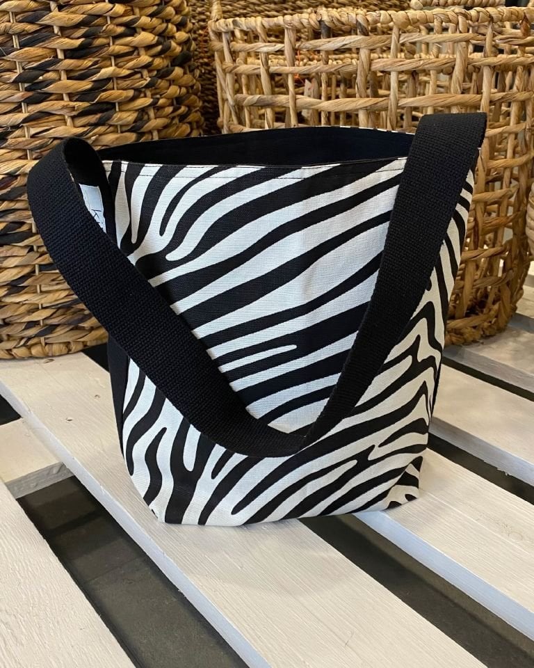 KIIRO ZEBRA / SİYAH