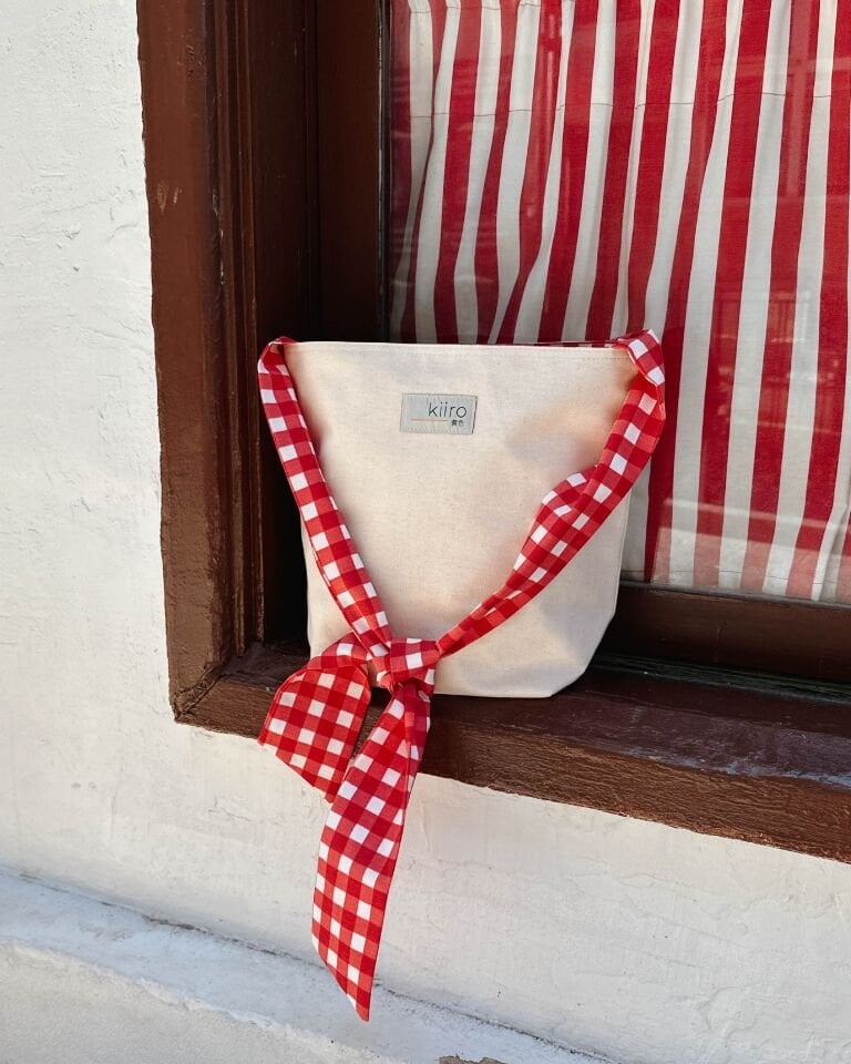 KIIRO BOW / KIRMZI PÖTİKARE