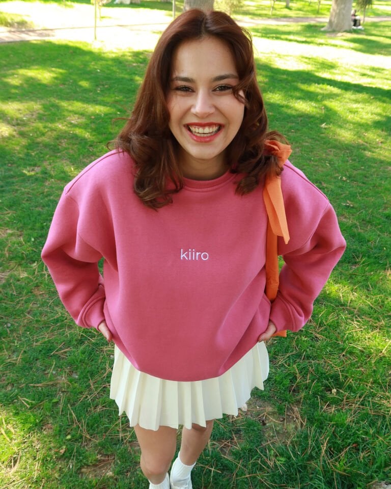 KIIRO SWEATSHIRT / PEMBE